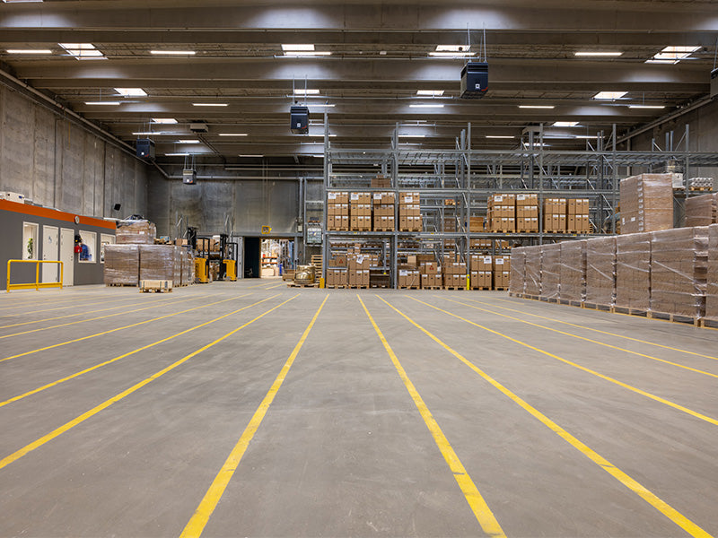 Lumax industriarmatur LED højloftarmatur highbay industribelysning højloftlager lagerbelysning energioptimering